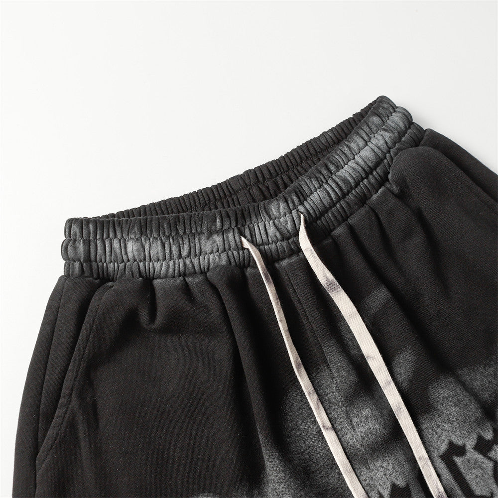 Fuzzy Letter Spray Painting Loose Shorts Men Punk
